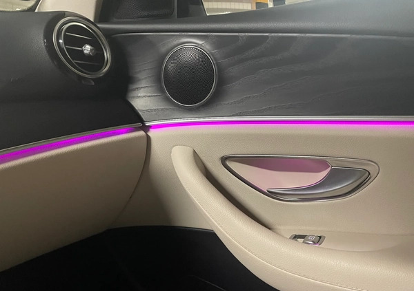 Mercedes-Benz Klasa E cena 132900 przebieg: 57900, rok produkcji 2019 z Chojnice małe 172